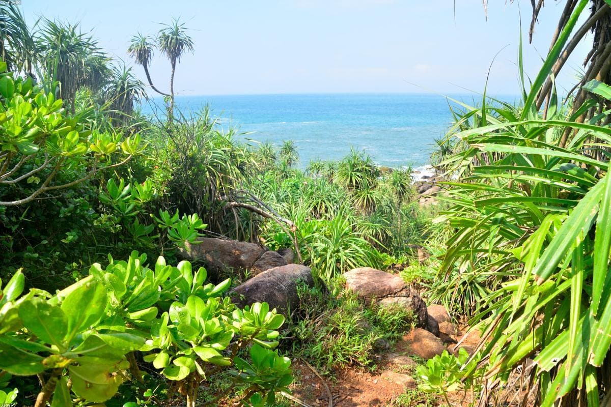 Why Ruwanwelisaya is the perfect Budget getaway